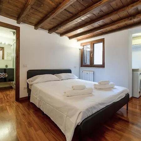 Apartament Ciambella Arch For 6 People @largo Argentina